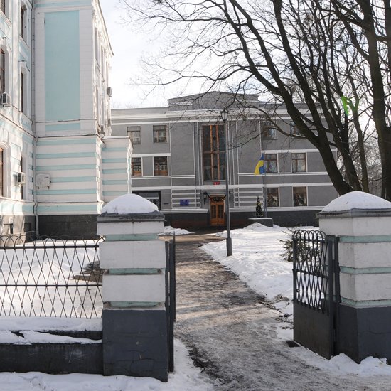 COVID-19: визначено 240 лікарень для госпіталізації пацієнтів