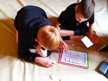 Інформаційно-просвітницькі заходи щодо небезпек у цифровому середовищі та навичок безпечного використання Інтернету Інформаційно-просвітницькі заходи щодо небезпек у цифровому середовищі та навичок безпечного використання Інтернету